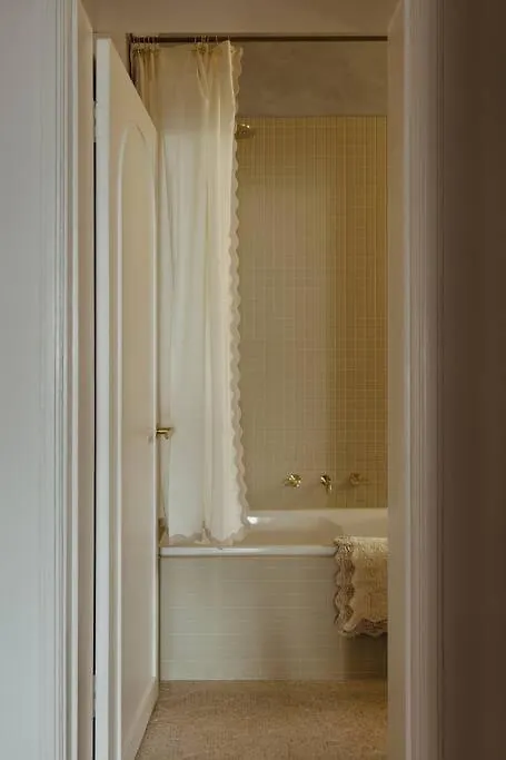 Apartment Tender Is The Stay - Luxury Designer 2Br Glenelg Australia